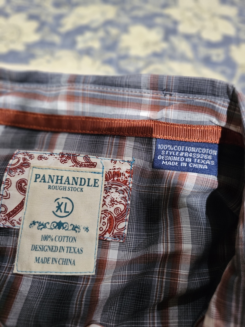 Womens Plaid Western-Style Pearl Snap Front Blouse With Embrodiery - Picture 4 of 8